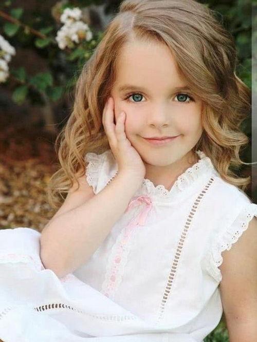 麦肯娜格瑞丝表情包,网络时代的表情符号传奇